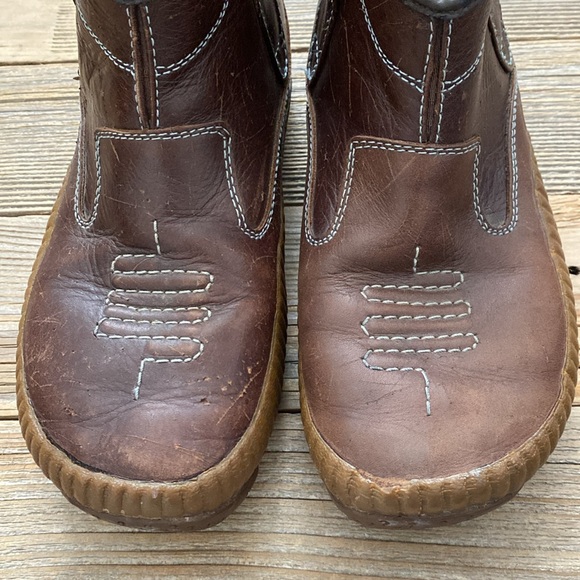 Vintage Simple “Pedbed” Western Slip-On Booties. Size 8.5. - Picture 5 of 10